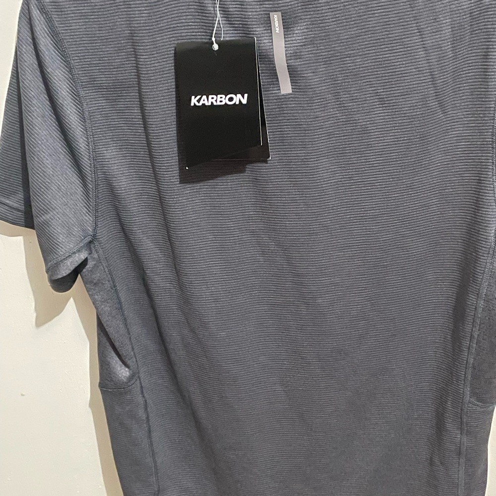 Short sleeve shirt